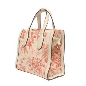 Gucci Crossbody Flower Bag Floral